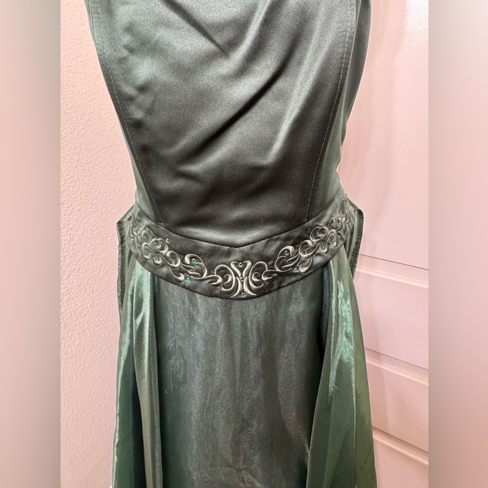Poly USA Vintage Green Gown - Picture 7 of 10